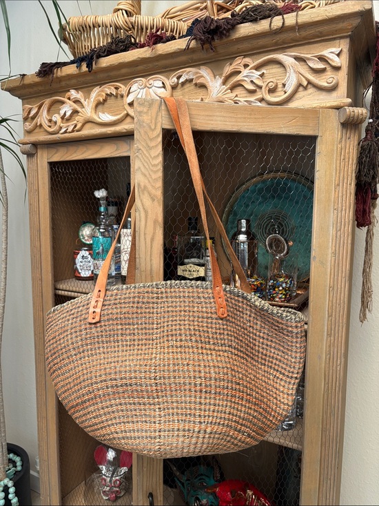 Vintage Handbags - Vintage Sisal Tote Bag with Leather Trim